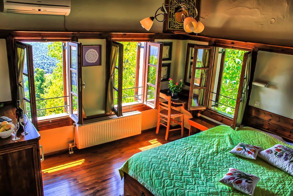 Hotel Stoikos Vizitsa Bilik gambar